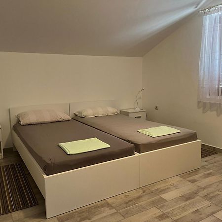Apartmani Ana Сукошан Экстерьер фото