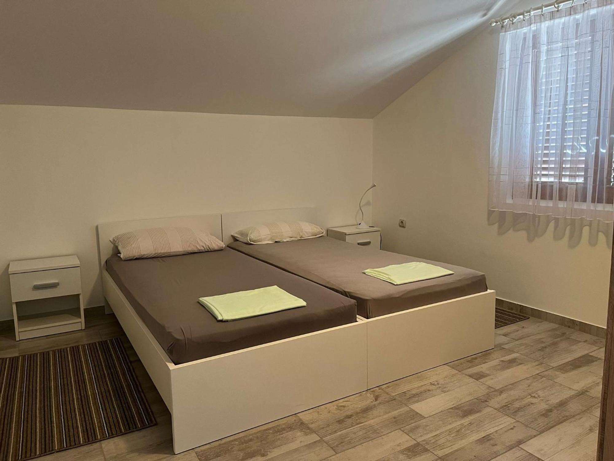 Apartmani Ana Сукошан Экстерьер фото