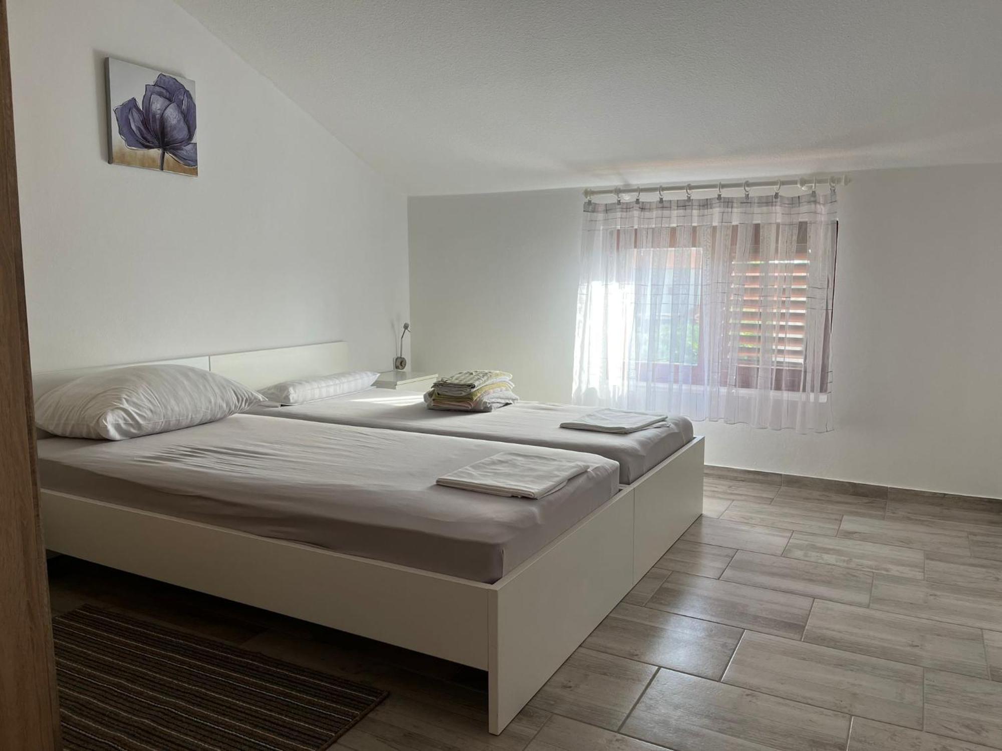 Apartmani Ana Сукошан Экстерьер фото